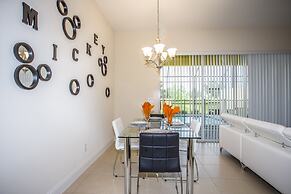 Fabulous Vacation Home  w/ Screened Pool Close To Disney 146