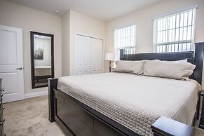 Fabulous Vacation Home  w/ Screened Pool Close To Disney 146