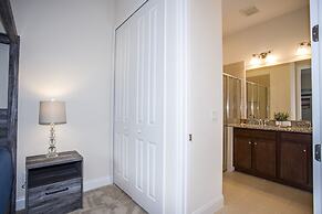 Fabulous Vacation Home  w/ Screened Pool Close To Disney 146