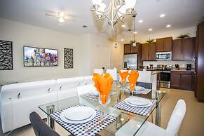 Fabulous Vacation Home  w/ Screened Pool Close To Disney 146