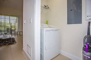 Fabulous Vacation Home  w/ Screened Pool Close To Disney 146