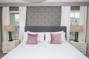 Gorgeous 4 Bedroom w/ Pool Close to Disney 4836