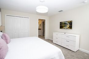 Gorgeous 4 Bedroom w/ Pool Close to Disney 4836