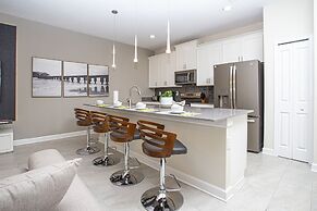 Gorgeous 4 Bedroom w/ Pool Close to Disney 4836