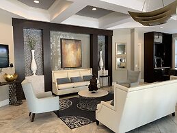 Luxury 5Bd w/ Jacuzzi & Pool Near Disney @ 5528