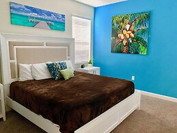 Luxury 5Bd w/ Jacuzzi & Pool Near Disney @ 5528