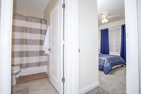 Fabulous 5 Bedrooms Close to Disney at Champions Gate Resort 8988