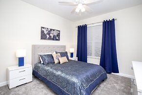 Fabulous 5 Bedrooms Close to Disney at Champions Gate Resort 8988