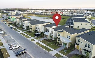 Fabulous 5 Bedrooms Close to Disney at Champions Gate Resort 8988