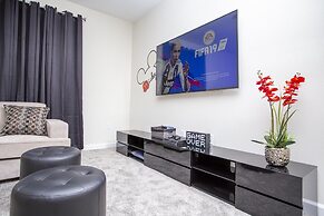 Fabulous 5 Bedrooms Close to Disney at Champions Gate Resort 8988