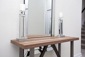 Fabulous 5 Bedrooms Close to Disney at Champions Gate Resort 8988