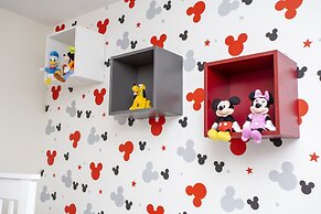 Fabulous 5 Bedrooms Close to Disney at Champions Gate Resort 8988