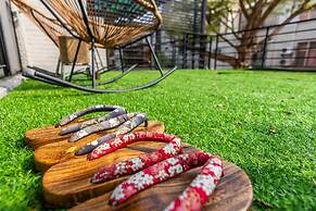 Tainan Rock nest view inn