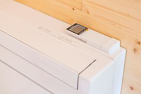 Mac003 · Macario Wood Apartment // Netflix