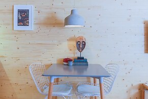 Mac003 · Macario Wood Apartment // Netflix