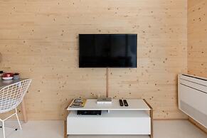 Mac003 · Macario Wood Apartment // Netflix