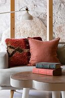 Mac003 · Macario Wood Apartment // Netflix