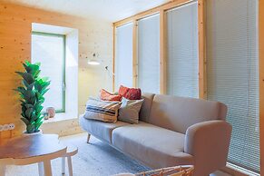 Mac003 · Macario Wood Apartment // Netflix