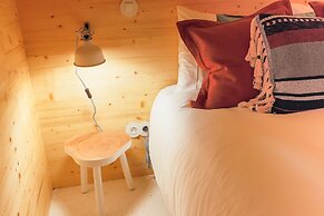 Mac003 · Macario Wood Apartment // Netflix