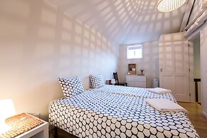 Frs001 · Vinofino 2B Duplex Private Garden · Wifi · View