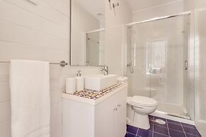 Nada02 · Faisama #2 Studio Next to Ribeira