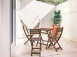 Sbra01 · Hidden Gem Apartment Design · Wifi · Netflix