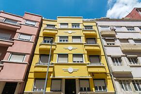 Penha1 · Lisbon's Charming and Bright Apartment