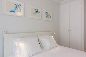 Penha1 · Lisbon's Charming and Bright Apartment