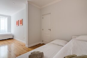 Penha1 · Lisbon's Charming and Bright Apartment