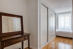 Penha1 · Lisbon's Charming and Bright Apartment