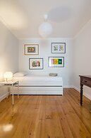 Penha1 · Lisbon's Charming and Bright Apartment