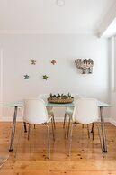 Penha1 · Lisbon's Charming and Bright Apartment