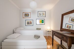 Penha1 · Lisbon's Charming and Bright Apartment
