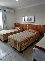 Hotel Riviera Lins
