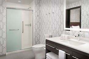 Home2 Suites by Hilton Denver Central Park