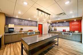 Hampton Inn & Suites Keller Town Center