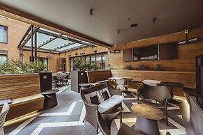 The Fellows House Cambridge, Curio Collection by Hilton