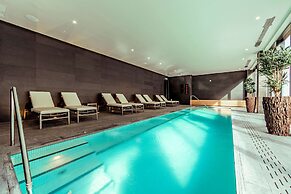 The Fellows House Cambridge, Curio Collection by Hilton