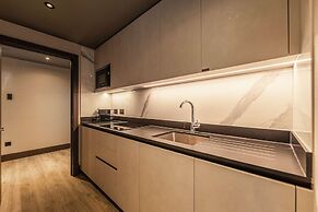 The Fellows House Cambridge, Curio Collection by Hilton