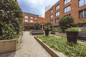 The Fellows House Cambridge, Curio Collection by Hilton