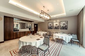 The Fellows House Cambridge, Curio Collection by Hilton