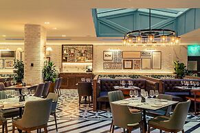 The Fellows House Cambridge, Curio Collection by Hilton