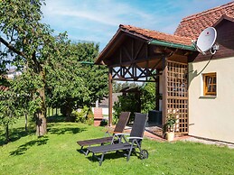 Holiday Home in Gersdorf Near a Swimming Lake