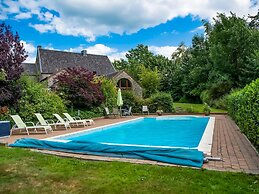 House in Sint Jansrade With Pool