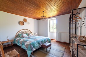 Tranquil Escape in Loubejac