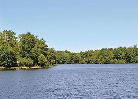 Tranquil Escape in Loubejac