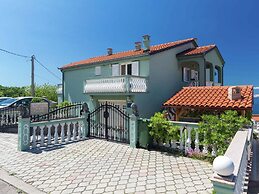 Superb Apartment in Senj Lika - Karlovac With Private Pool