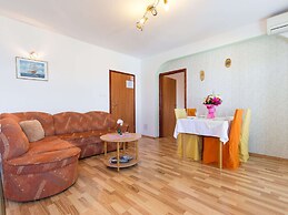 Apartment in Senj Lika-karlovac With Private Pool