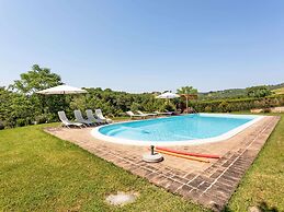 Belvilla by OYO Fienile