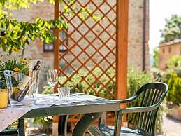 Belvilla by OYO Fienile